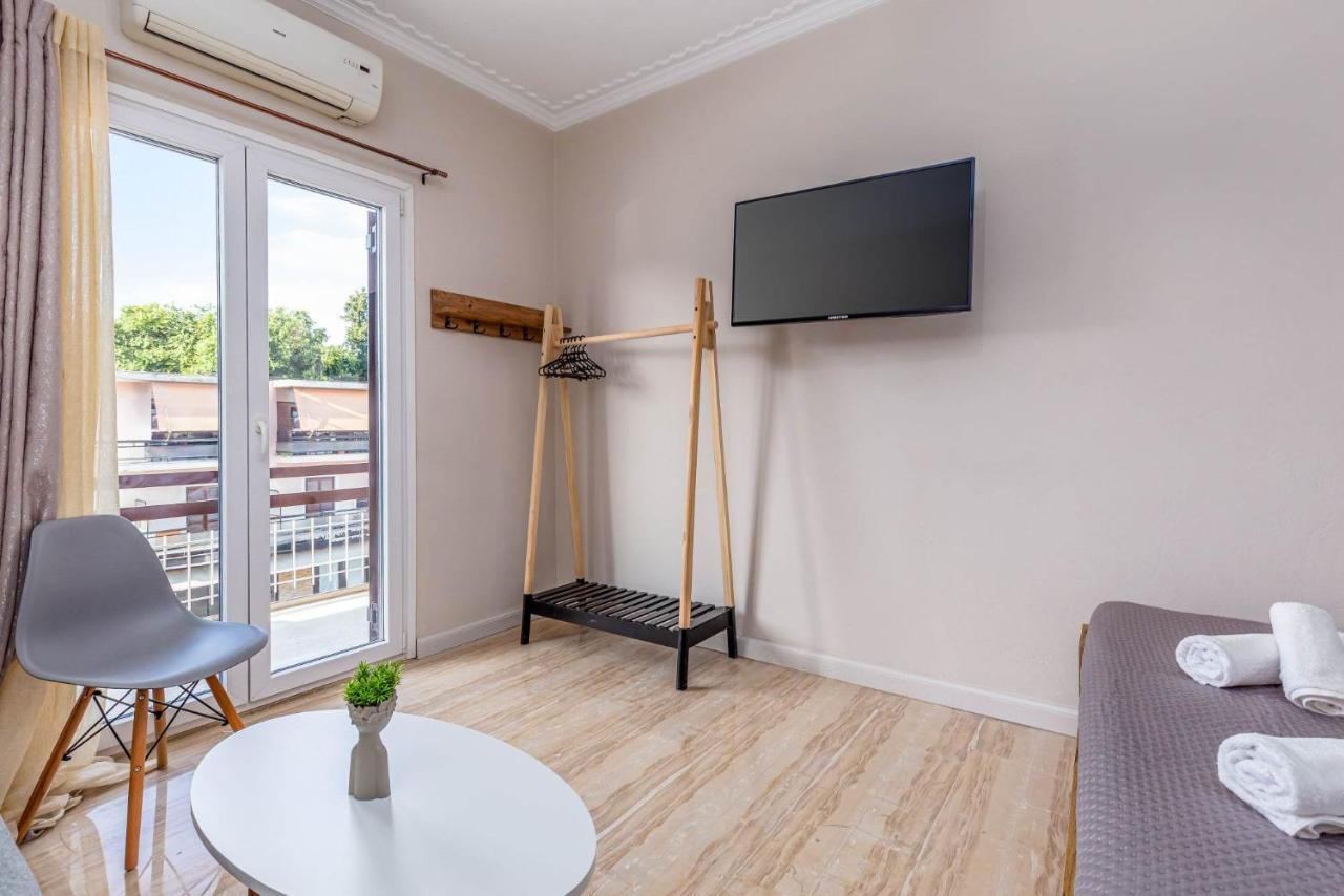 Luna Solari Apartment Mantouki Exterior photo
